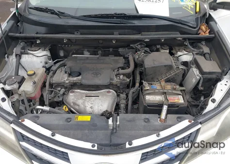 2015 Toyota Rav4 Xle from USA, damaged, VIN 2T3RFREV2FW280717